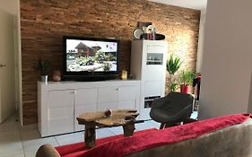 Chambre privée avec petit dejeuner proximité centre ville